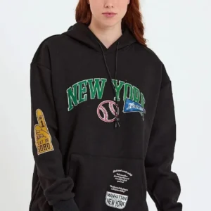 Kadın Oversize Kapüşonlu Cepli Ön Kol Baskılı 3 İplik Pamuklu Hoodie Sweatshirt - Siyah