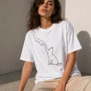 Kadın Minimal Kedi Çizim Baskılı Tişört Kısa Kol Yazlık T-Shirt - Beyaz